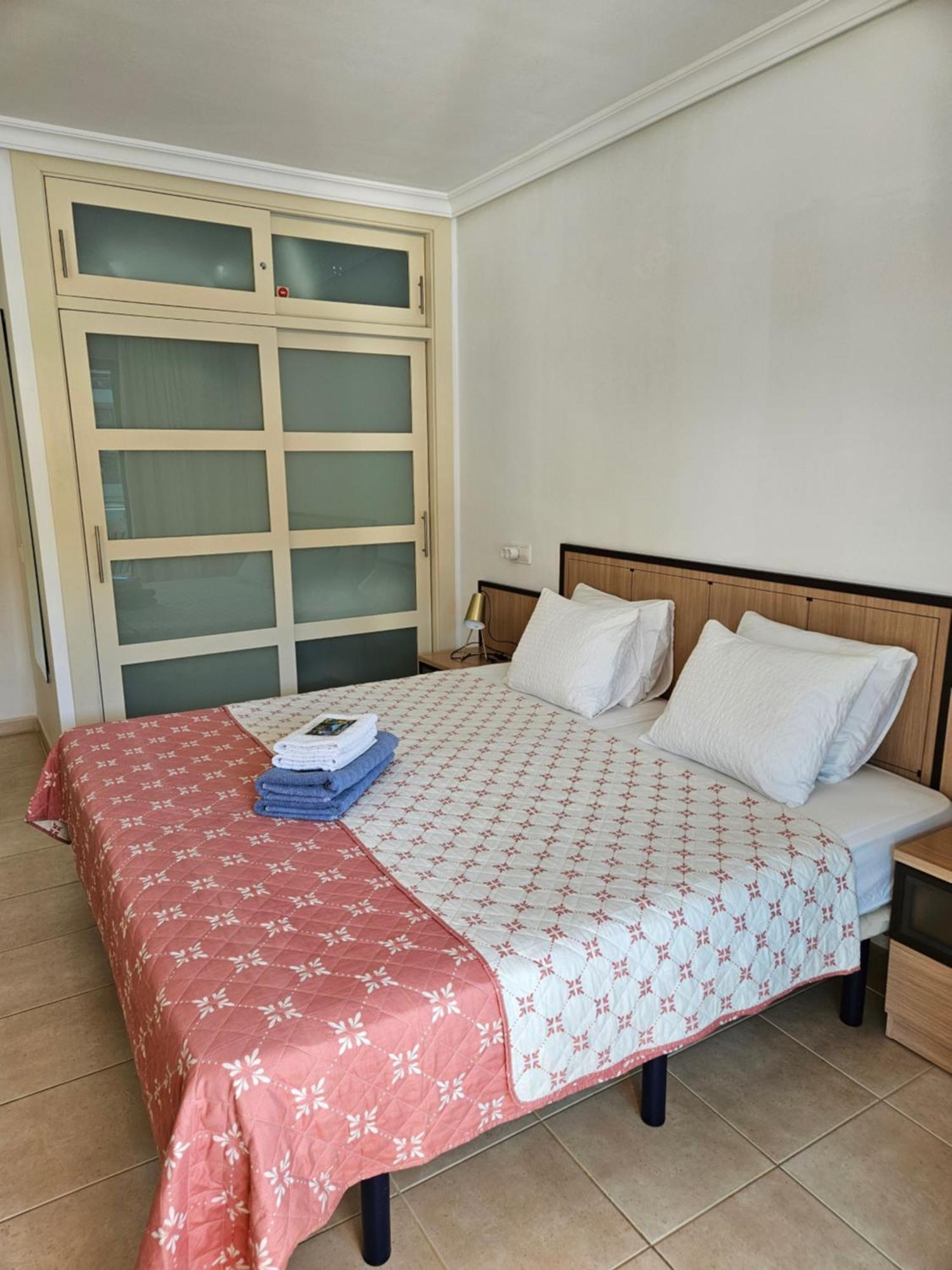 Ocean Breeze Apartamento Puerto de Santiago  Exterior foto