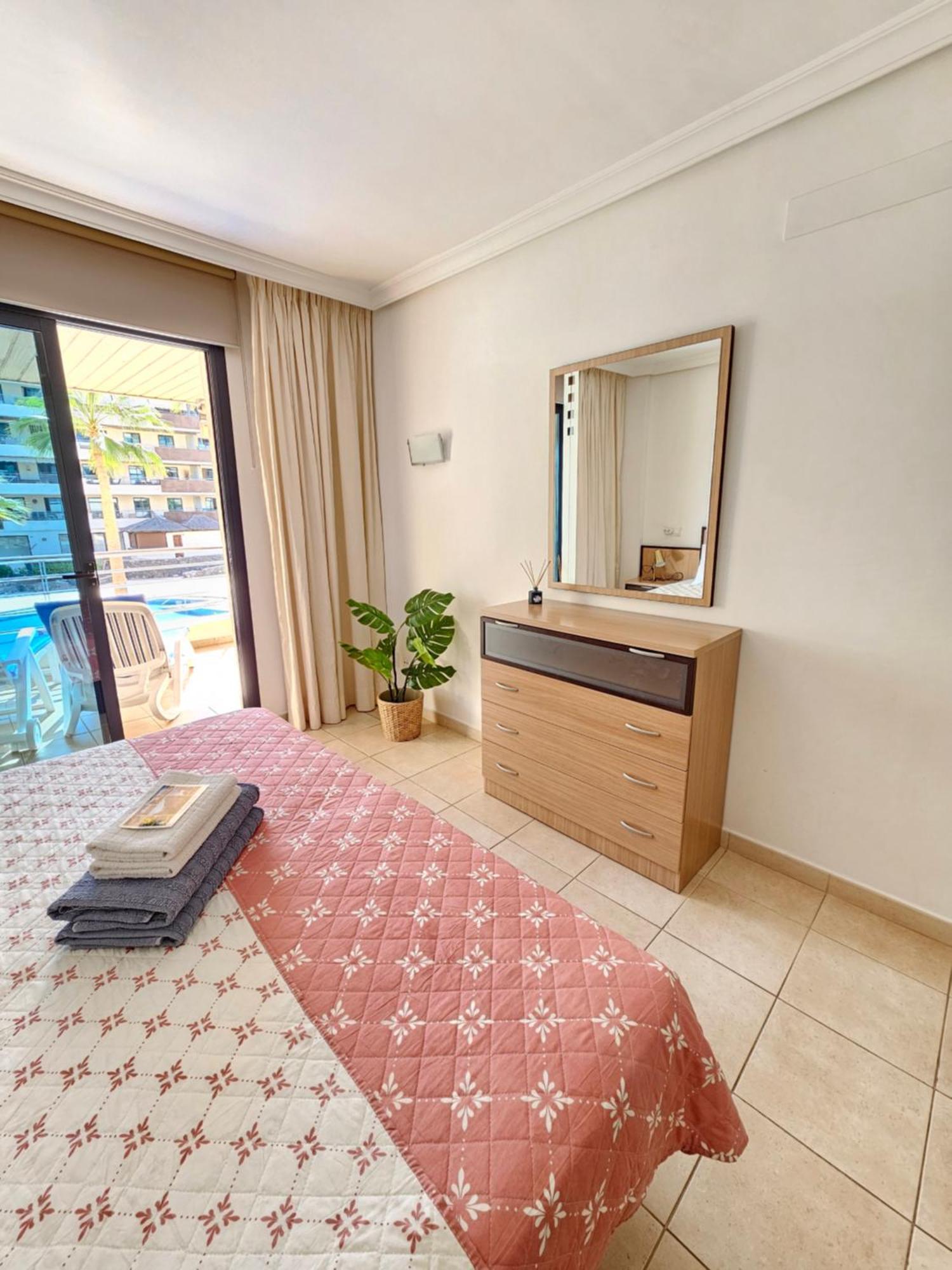 Ocean Breeze Apartamento Puerto de Santiago  Exterior foto